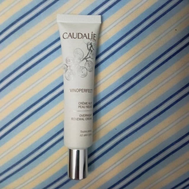 Caudalie Paris Vinoperfect Cell Renewal Night Cream review photo by MariCinti