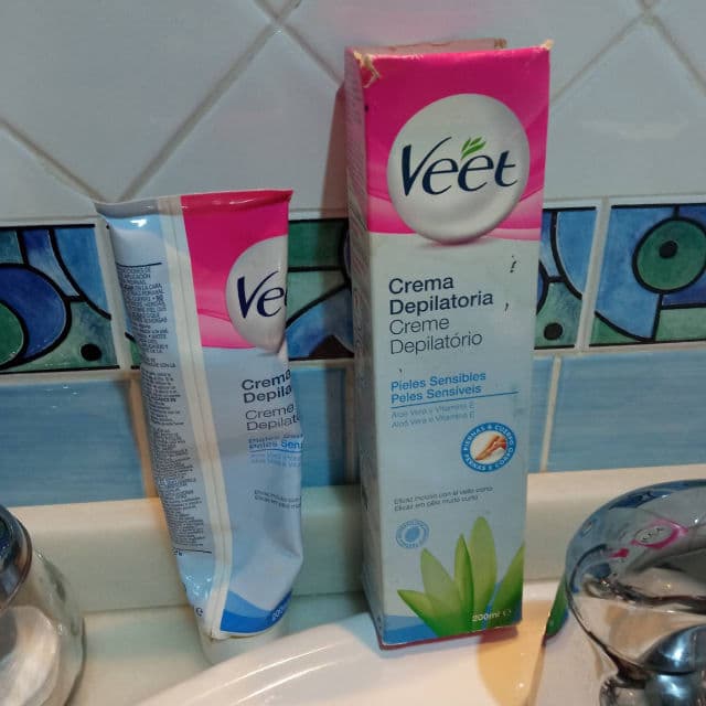 Veet Silky Fresh Hair Removal Cream for Sensitive Skin review photo by MariCinti