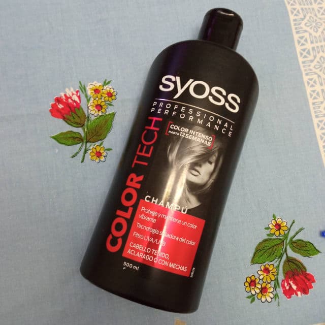 Syoss Color Shampoo review photo by MariCinti
