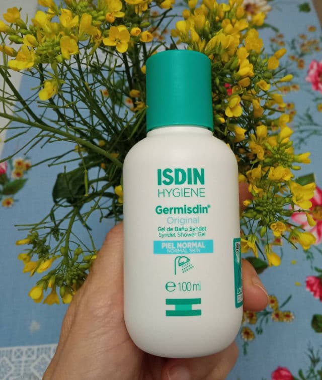 ISDIN Germisdin Original Syndet Shower Gel review photo by MariCinti