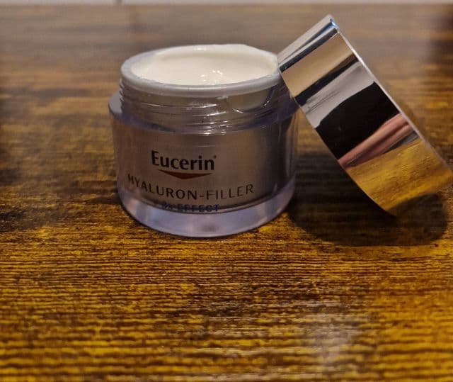 Eucerin Hyaluron Filler 3x Effect Day Cream SPF 30 review photo by lorenamt