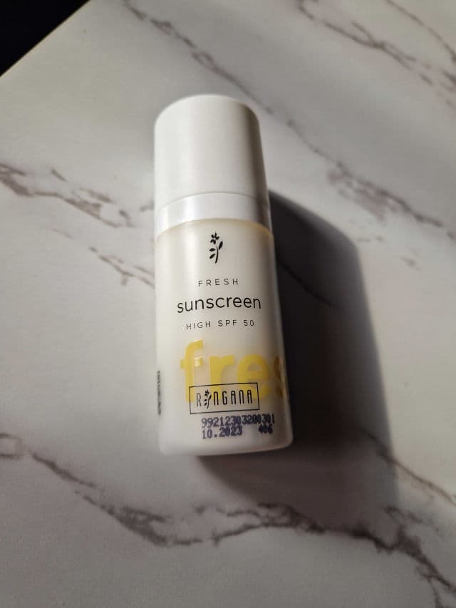 Ringana Fresh Sunscreen SPF 50 review photo by lorenamt