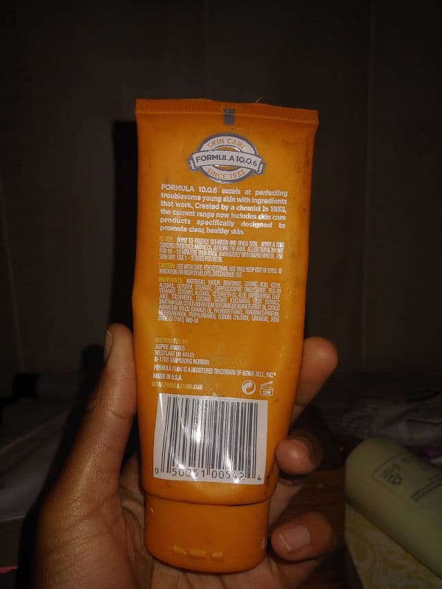 Formula 10.0.6 Deep Down Detox Ultra Cleansing Mud Mask review photo by Traytraysm