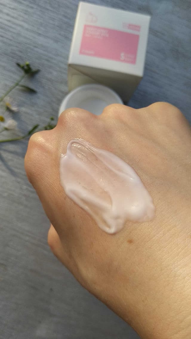 SWEETEEN Tartcherry Yogurt HYA Cream review photo by alexandraskrupnikova