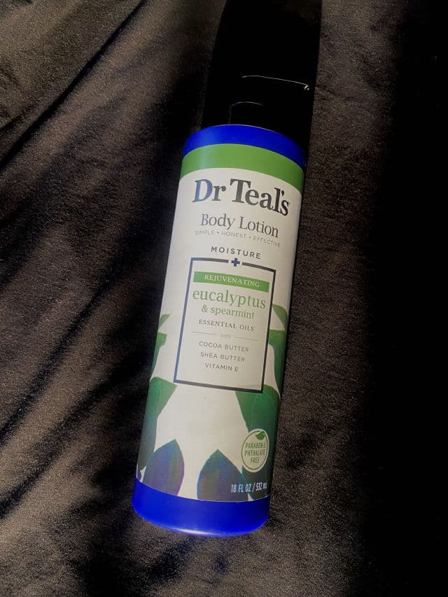 Dr Teal's Body Lotion Rejuvenating Eucalyptus & Spearmint	 review photo by skinwithdada