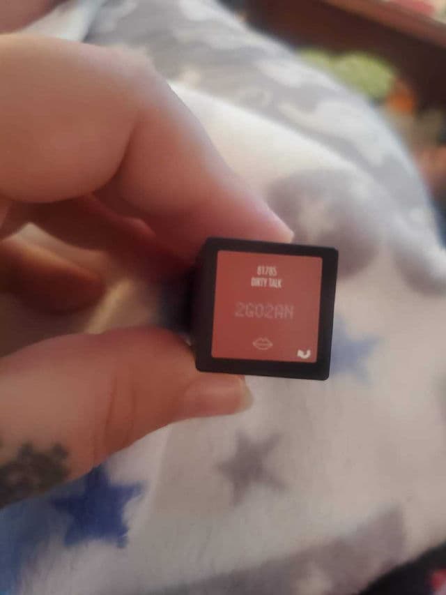 ELF O Face Satin Lipstick review photo by carpe0noctem