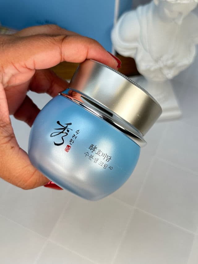 Sooryehan Water Spring Cream review photo by UniquelySam