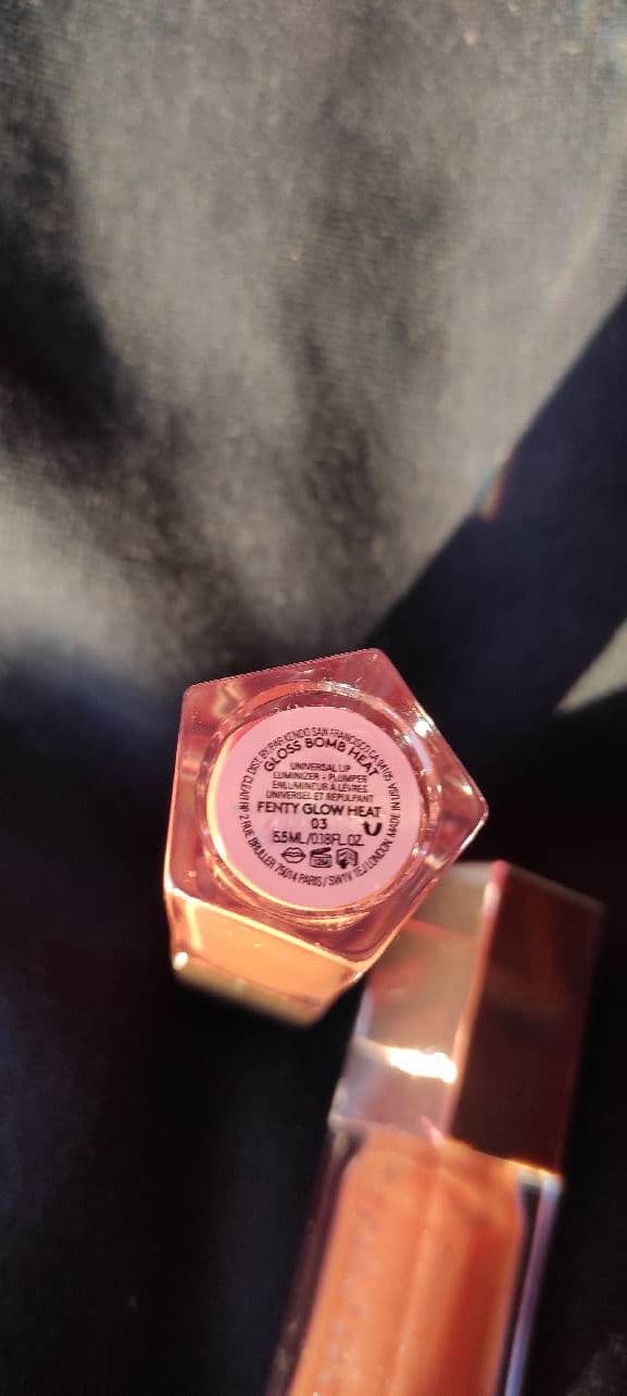Fenty Beauty Gloss Bomb Heat Universal Lip Luminizer + Plumper - Fenty Glow Heat review photo by everglowlasting