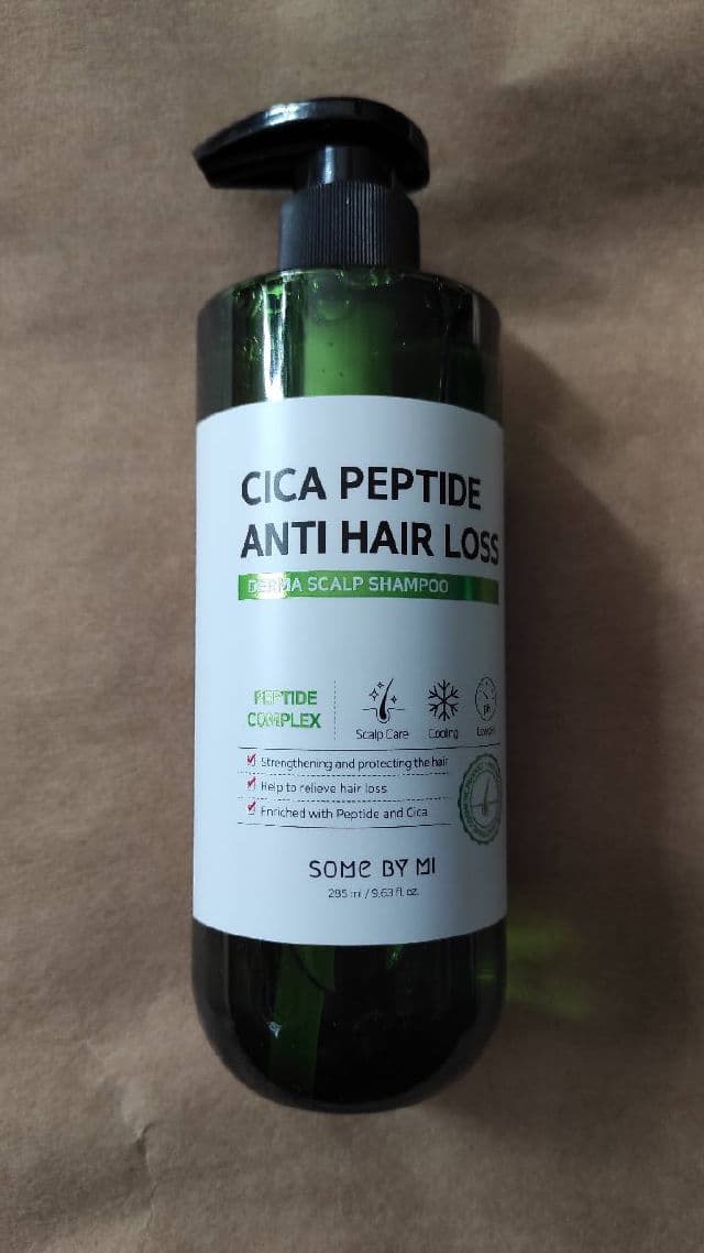 Some By Mi Cica Peptide Anti Hair Loss Derma Scalp Shampoo review photo by everglowlasting