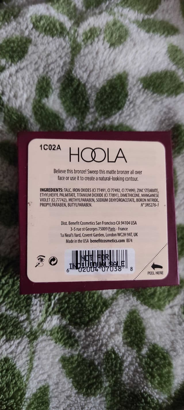 Benefit Cosmetics Hoola Caramel review photo by everglowlasting
