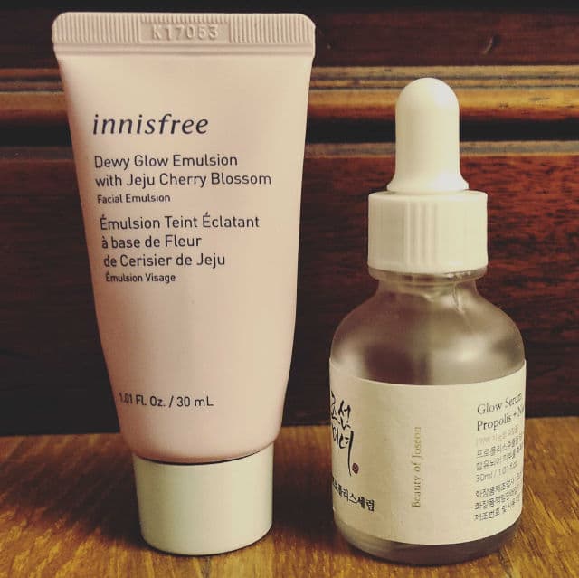 INNISFREE Dewy Glow Emulsion with Jeju Cherry Blossom review photo by everglowlasting