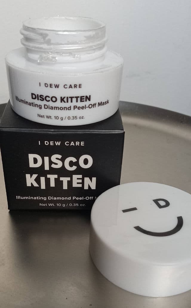 I Dew Care Disco Kitten Illuminating Diamond Mask review photo by ValGal03