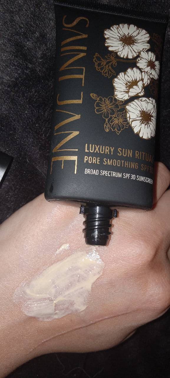 Saint Jane Luxury Sun Ritual - Pore Smoothing SPF 30 Sunscreen review photo by ValGal03