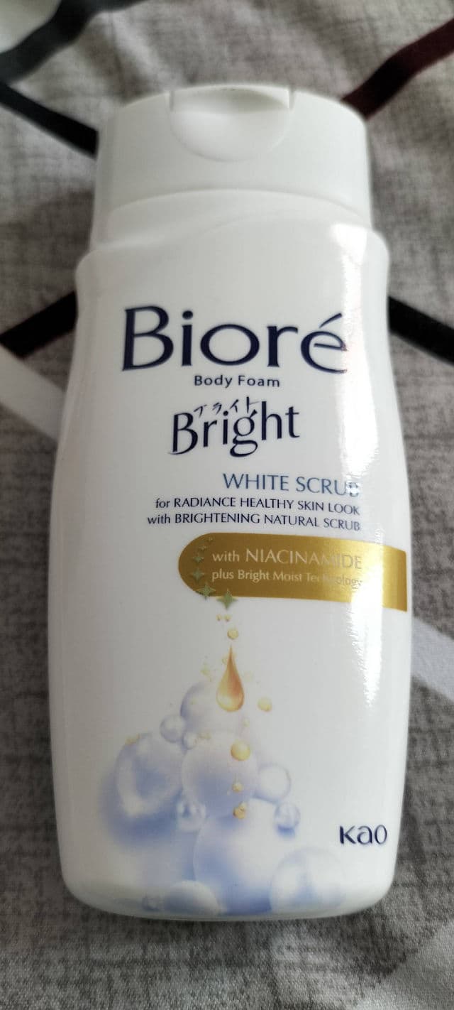 Biore Body Foam White Scrub review photo by Wasty