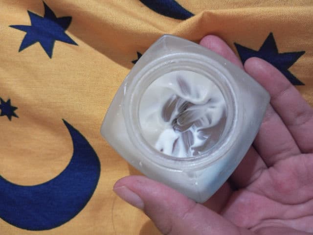 Safi White Expert: Illuminating Day Cream SPF 15 PA++ review photo by fenirosilya