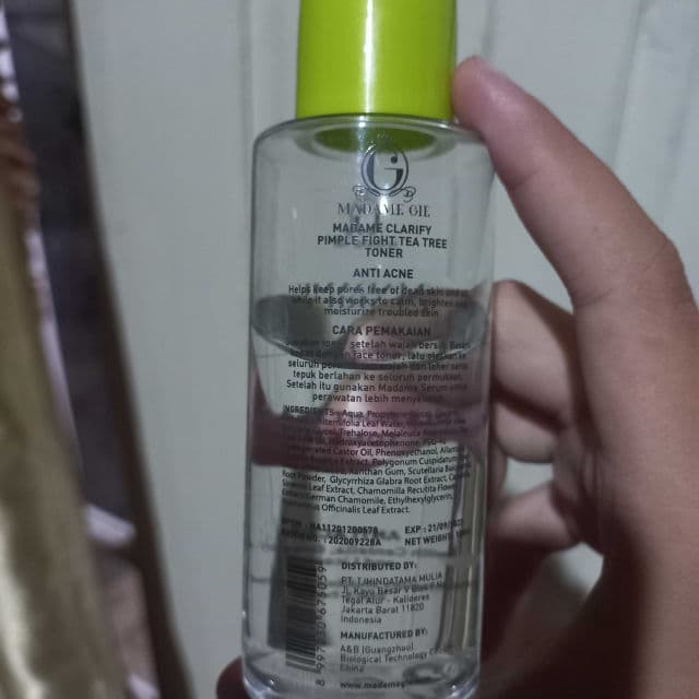Madame Gie Madame Clarify Pimple Fight Tea Tree Toner review photo by shintiaaa