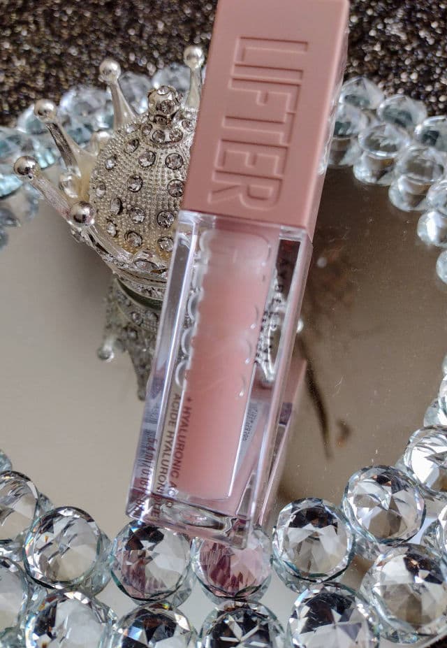 Maybelline Lifter Gloss 001 Pearl review photo by jojomaria