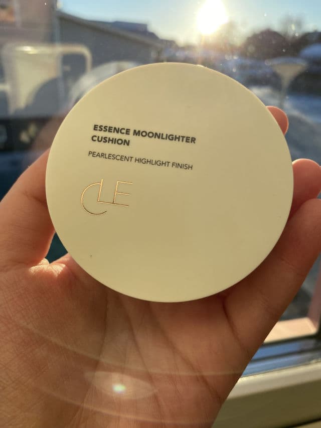 CLE Cosmetics Essence Moonlighter Cushion review photo by Negin