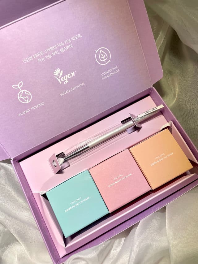 SELF BEAUTY Uniconic Good Night Hydrating Vegan Lip Mask - Rosehip & Collagen review photo by legallyobsessed