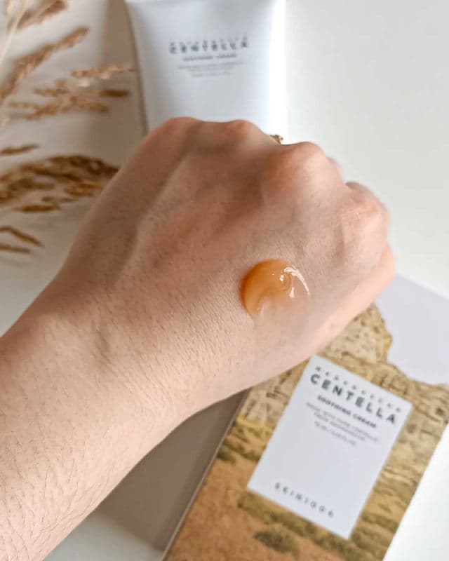 SKIN1004 Madagascar Centella Soothing Cream review photo by Zara1193