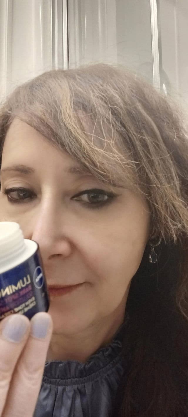 Nivea Cellular Luminous 630 Anti Dark-Spot Even Tone Night Cream review photo by daliajulius