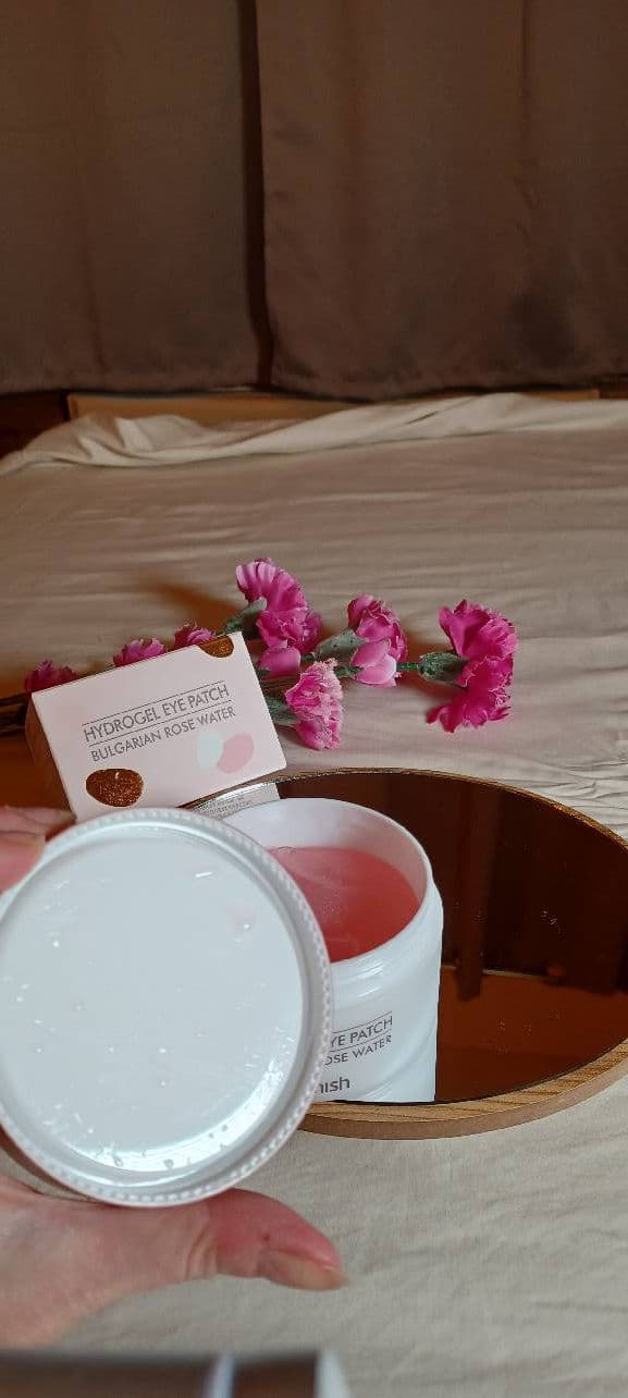 Bulgarian Rose Water Hydrogel Eye Patch product review