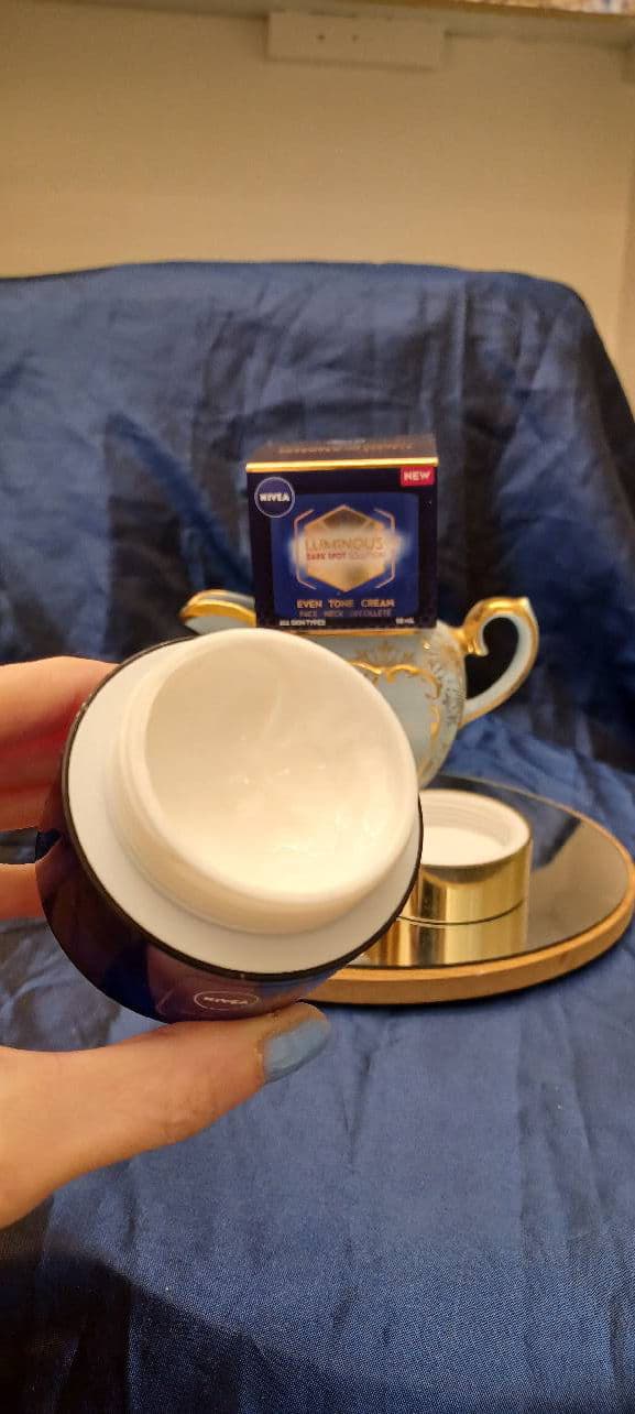Nivea Cellular Luminous 630 Anti Dark-Spot Even Tone Night Cream review photo by daliajulius