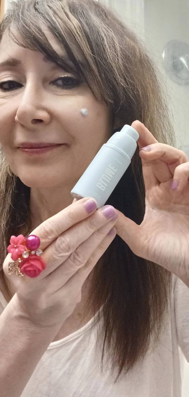 Blume Meltdown Gel Cream for Acne-Prone Skin review photo by daliajulius