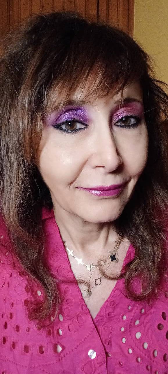 Nyx Cosmetics Ultimate Eyeshadow Palette review photo by daliajulius