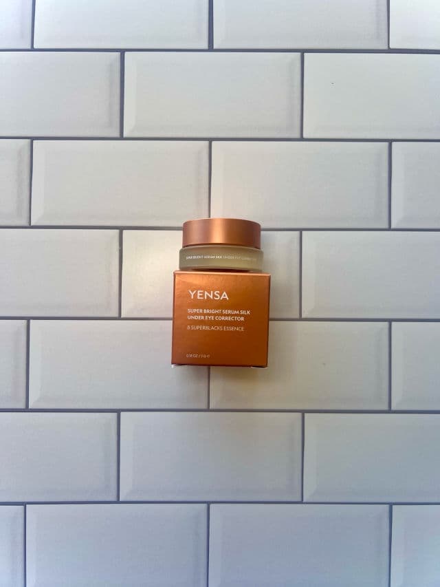 Yensa Super Bright Serum Silk Under Eye Corrector review photo by JuanderJunkie