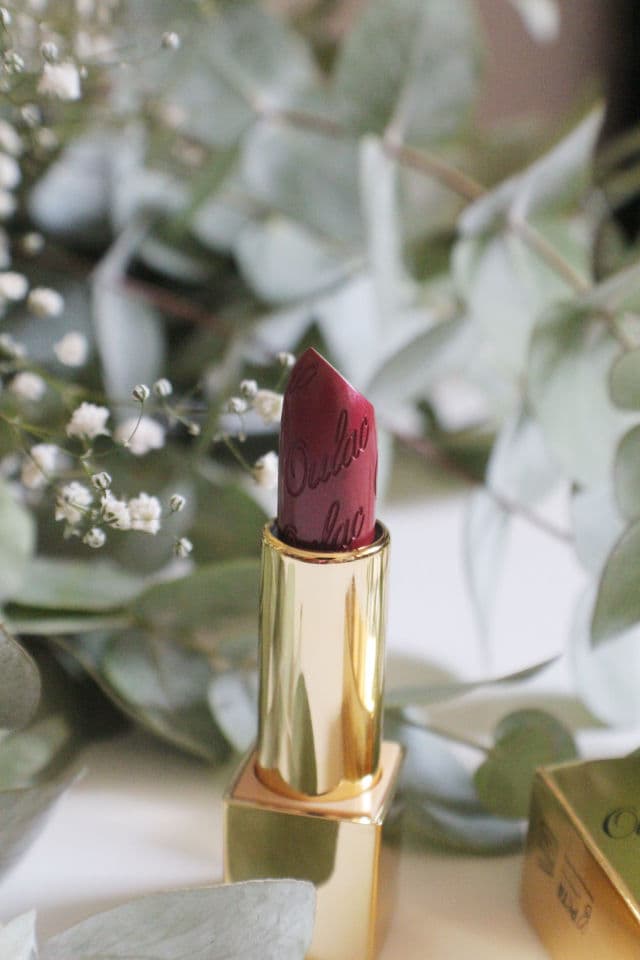 Oulac Cosmetics Metallic Shine Lipstick review photo by Beautyunicorn