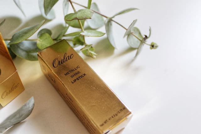 Oulac Cosmetics Metallic Shine Lipstick review photo by Beautyunicorn