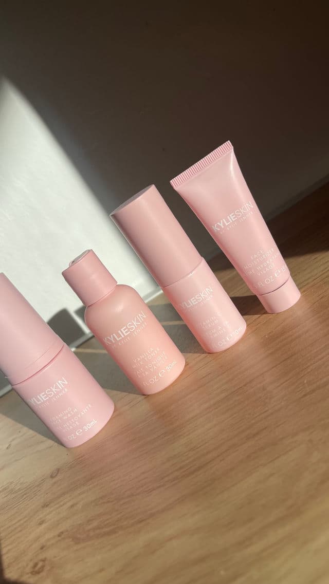 KYLIE SKIN Vanilla Milk Toner review photo by tuttelecosedimichele