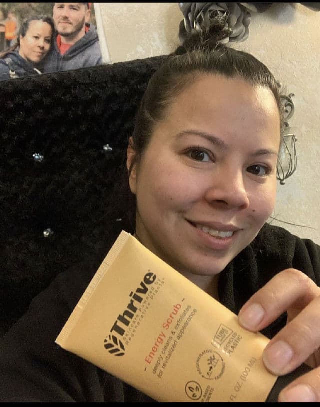 Thrive Energy Scrub review photo by Daniella17