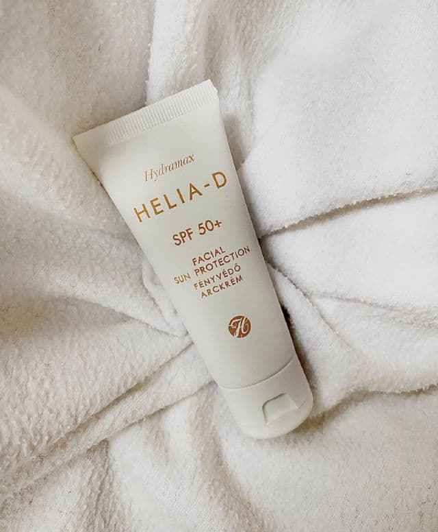 Helia-D Hydramax Facial Sun Protection SPF 50+ review photo by kozmetikakezdoknek