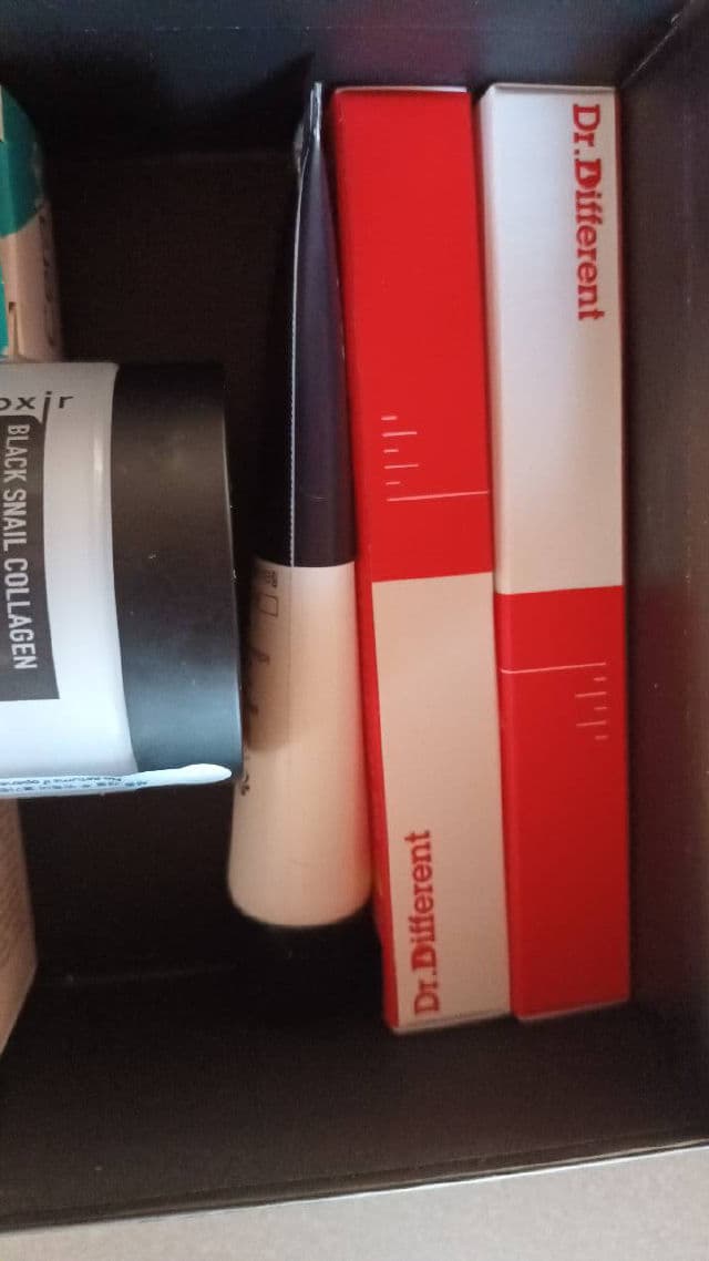 Dr.Different Vitalift-A review photo by Skincareduty