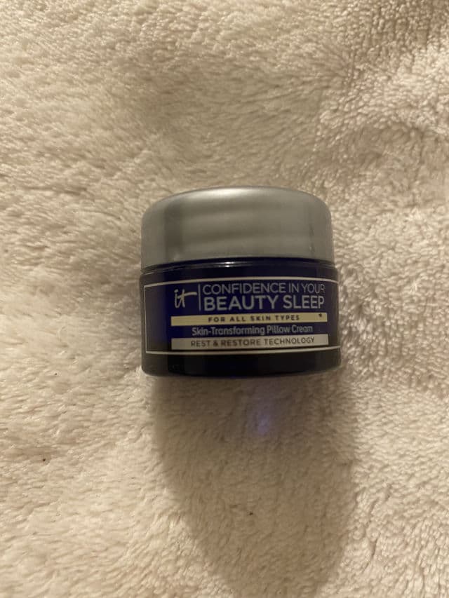 It Cosmetics Travel Size Confidence in Your Beauty Sleep Night Cream review photo by Beautyalways