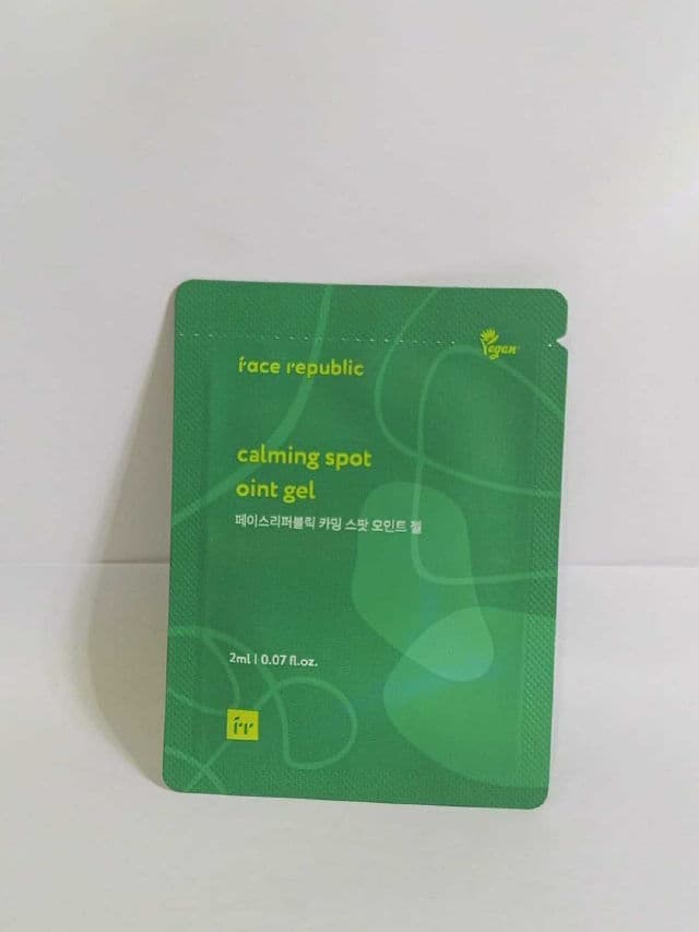 Face Republic Calming Spot Oint Gel review photo by Loveskins