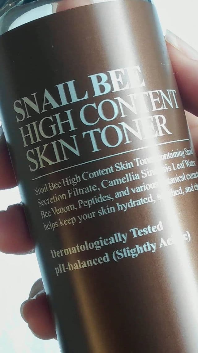 BENTON Snail Bee High Content Skin Toner review photo by klouiseee