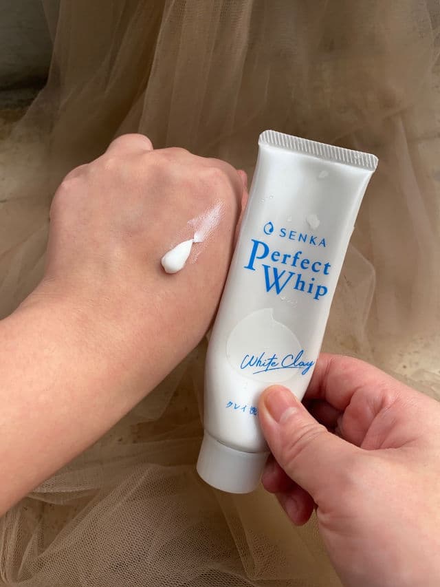 Senka Perfect Whip White Clay review photo by yoanakartika