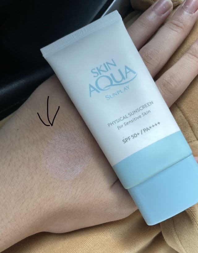 SKIN AQUA Physical Sunscreen for Sensitive Skin SPF50+ PA++++ review photo by LucBlanc