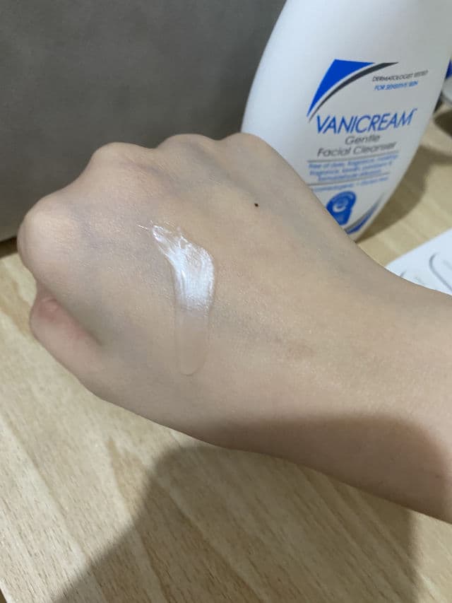 Vanicream Gentle Facial Cleanser for Sensitive Skin review photo by Kittyloy