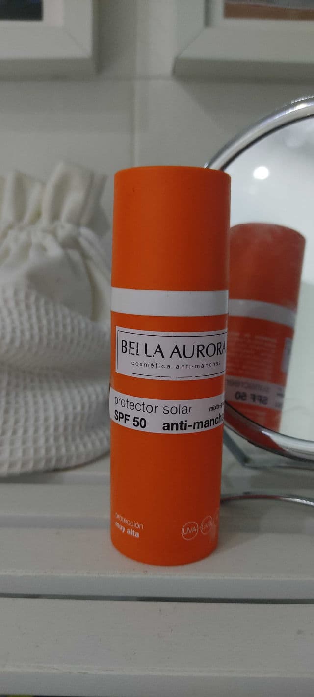 Bella Aurora Protector Solar Anti-Manchas SPF 50 review photo by Butterflyoli