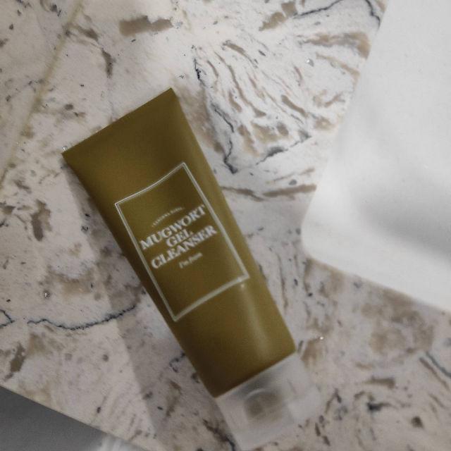 Mugwort Gel Cleanser product review