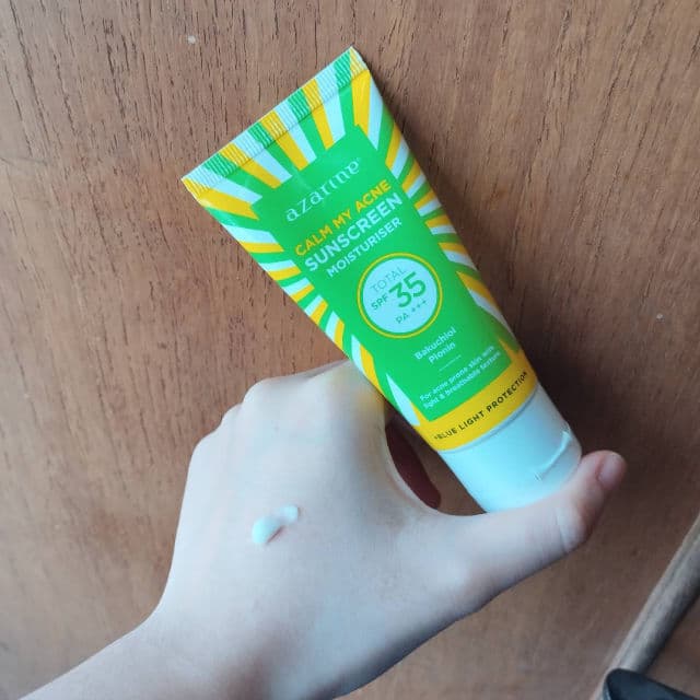 Azarine Calm My Acne Sunscreen Moisturiser SPF35 PA+++ review photo by thisisricka
