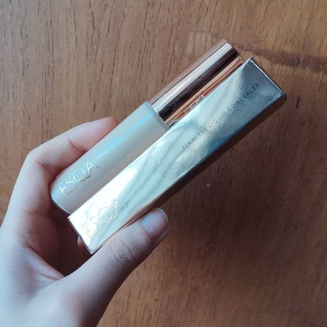 ESQA Flawless Liquid Concealer review photo by thisisricka