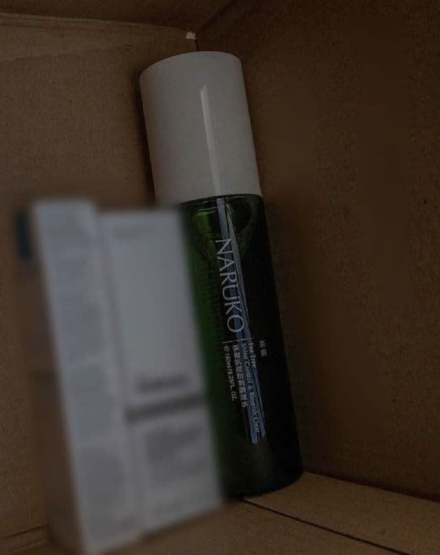 Naruko Tea Tree Shine Control and Blemish Clear Lotion review photo by nadiia_kis