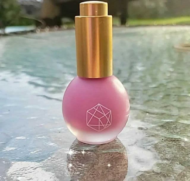 EM Cosmetics Little Lilac Serum Blush review photo by stellareviews