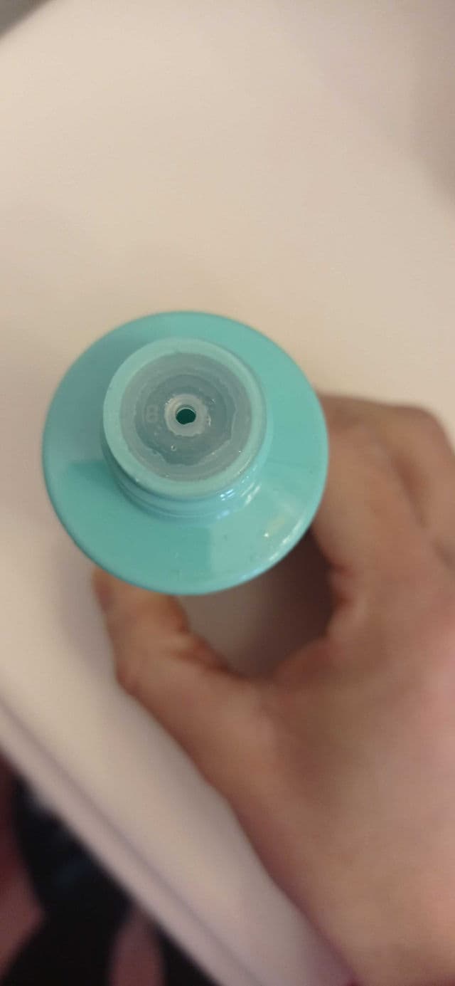 Catrice Pore 2-in-1 Peeling & Toner review photo by xLara89x