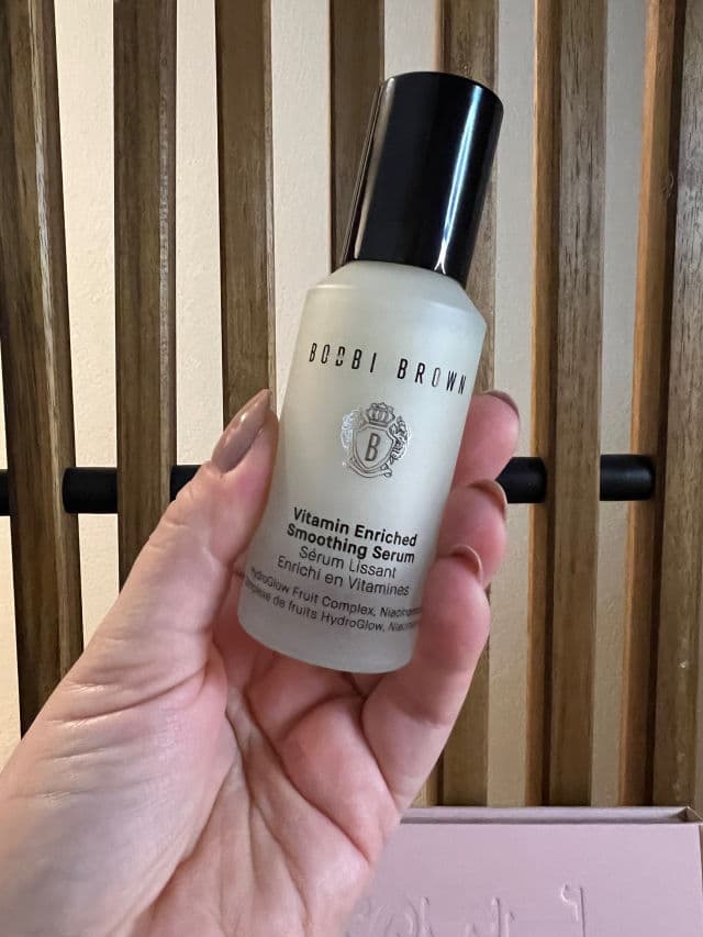 Bobbi Brown Vitamin Enriched Smoothing Serum review photo by edithmu